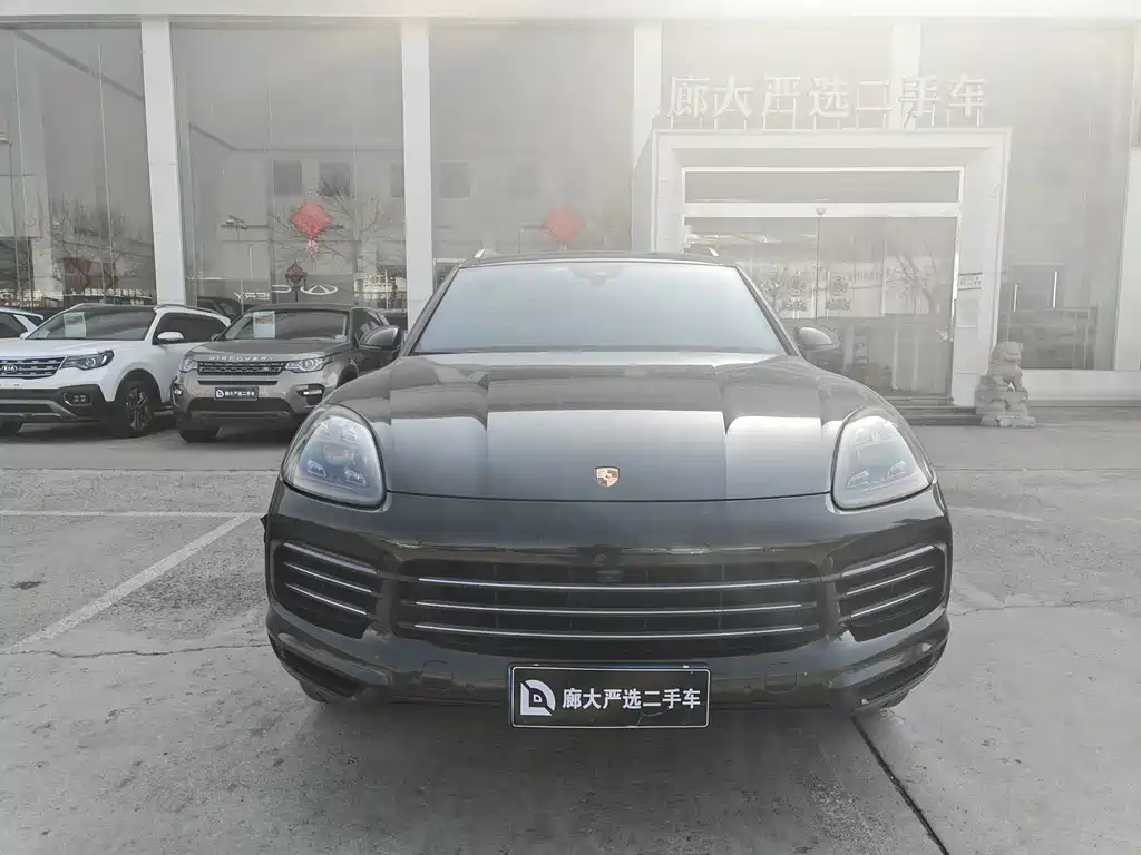 PORSCHE CAYENNE