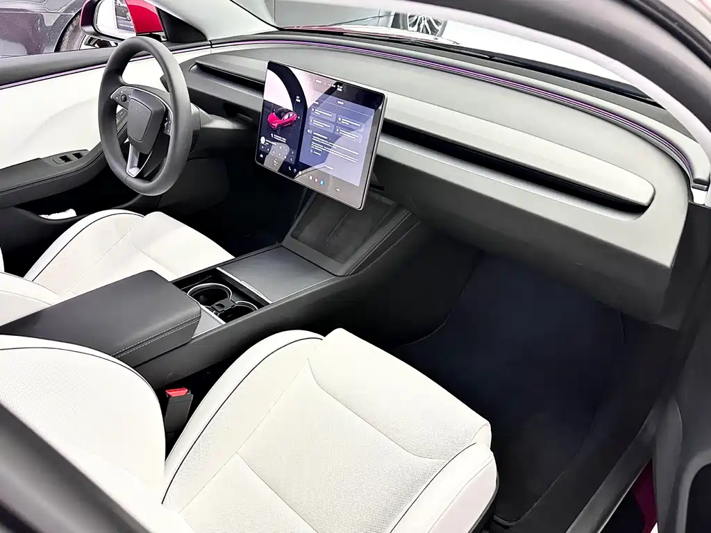 Tesla Model 3 — фотографии объявления, Фото 12