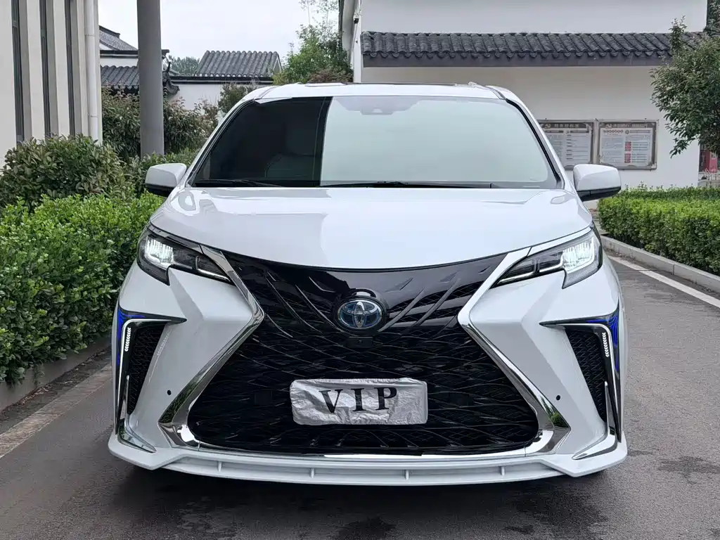 Toyota Sienna 2022 2.5L AT