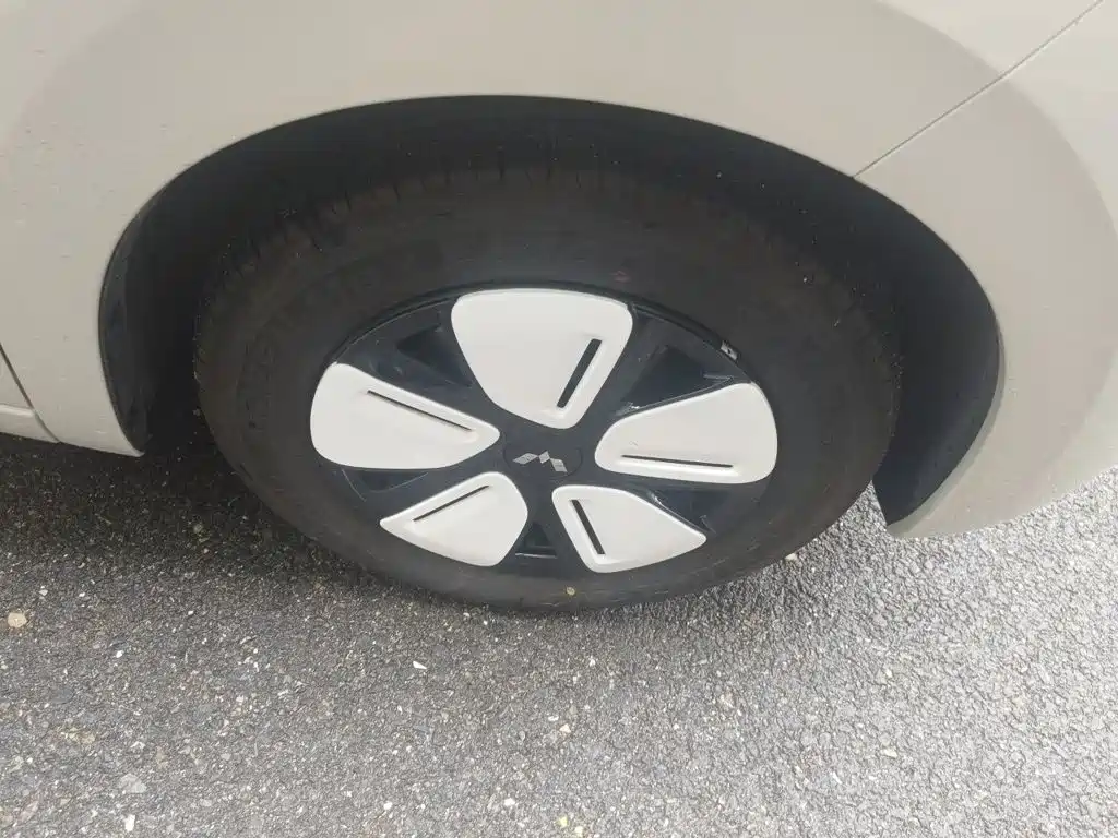 Wuling MINIEV — миниатюра 25