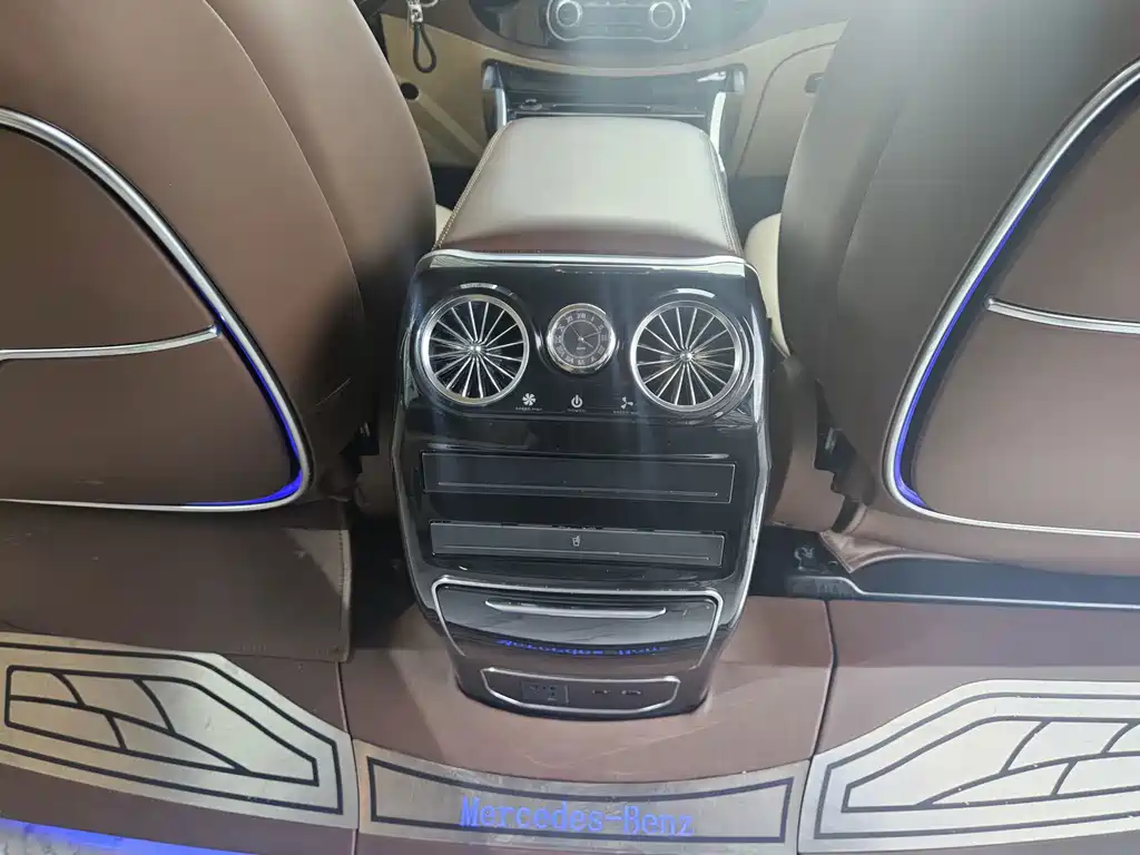 Mercedes-Benz Vito — миниатюра 23