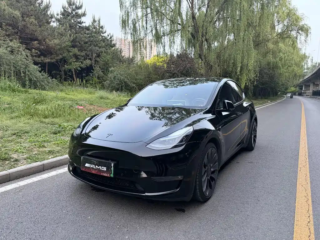 Tesla Model Y 2022