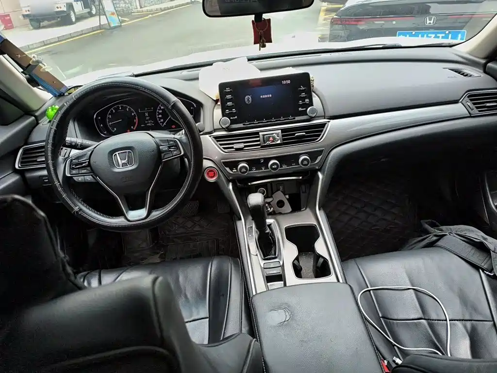Honda Accord — миниатюра 13