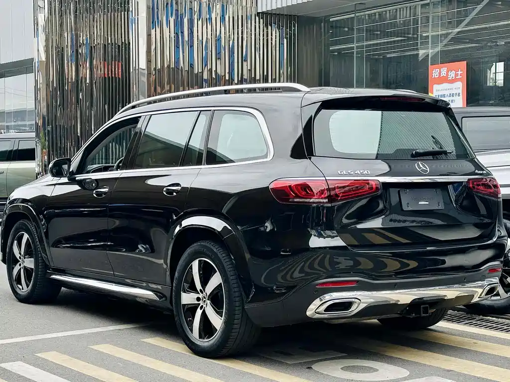 Mercedes-Benz GLS — миниатюра 4