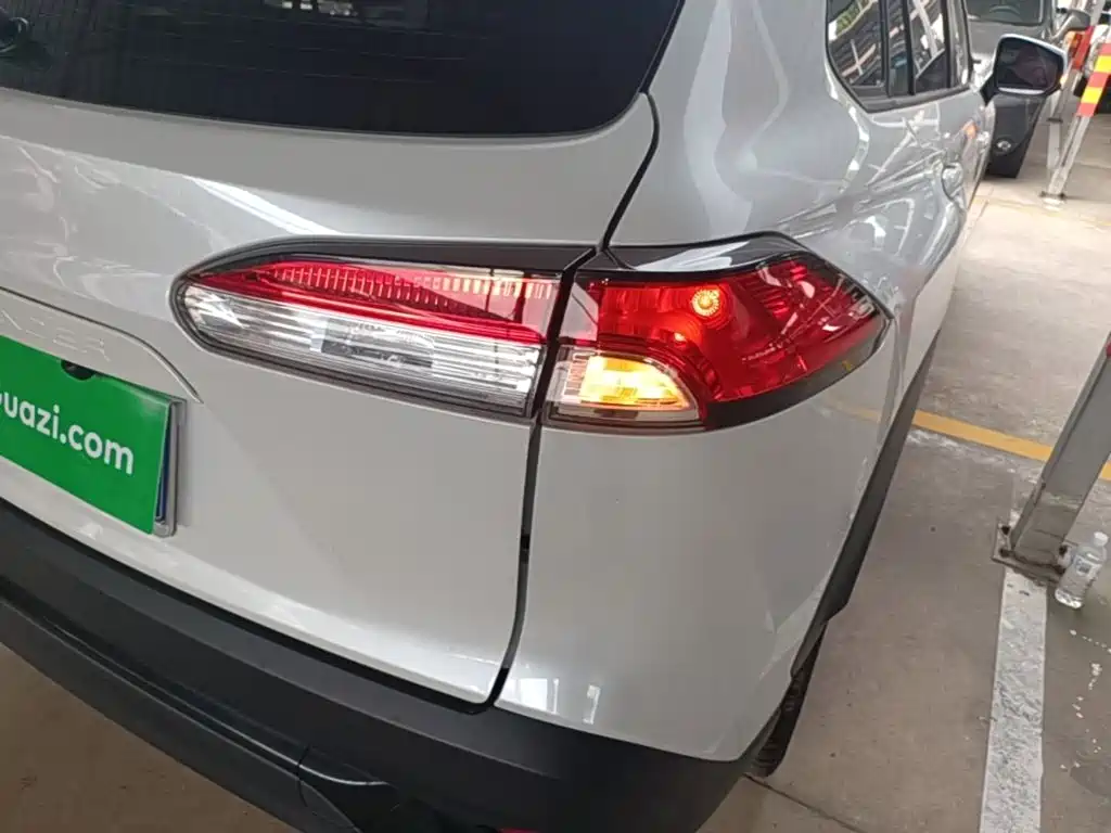 Toyota Frontlander — миниатюра 8