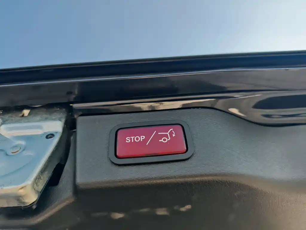 MERCEDES-BENZ V CLASS