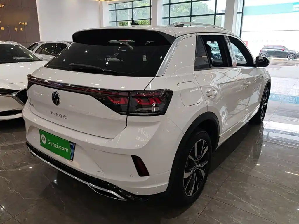 Volkswagen T-Roc — миниатюра 7