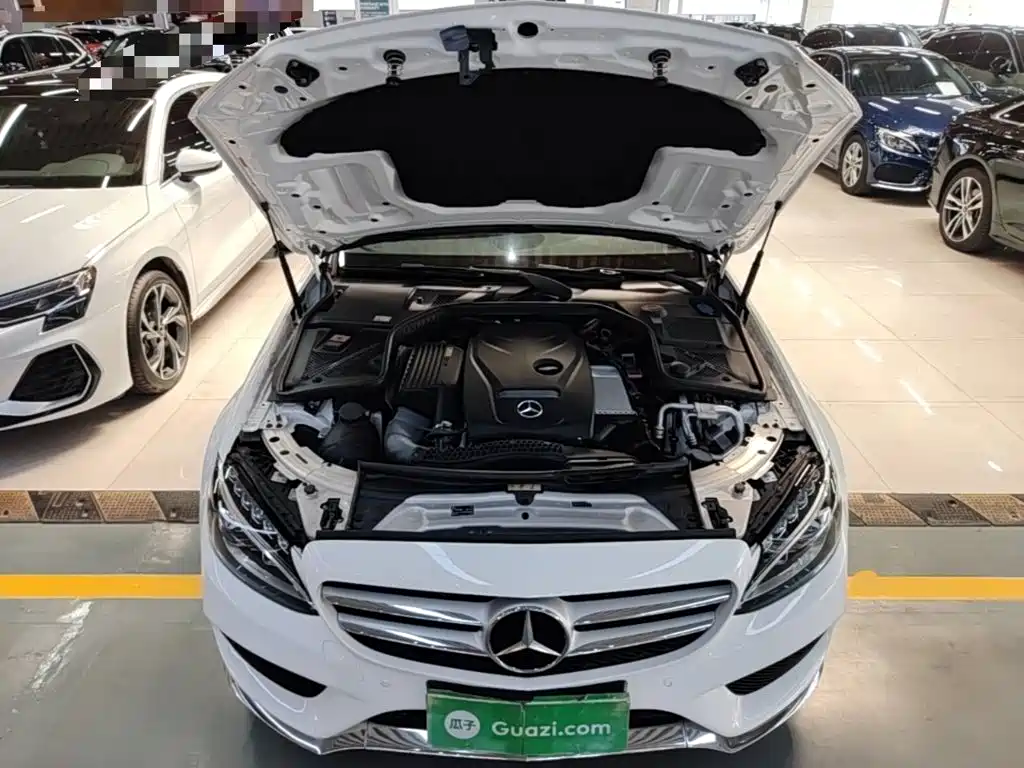 Mercedes-Benz C-Class — миниатюра 20