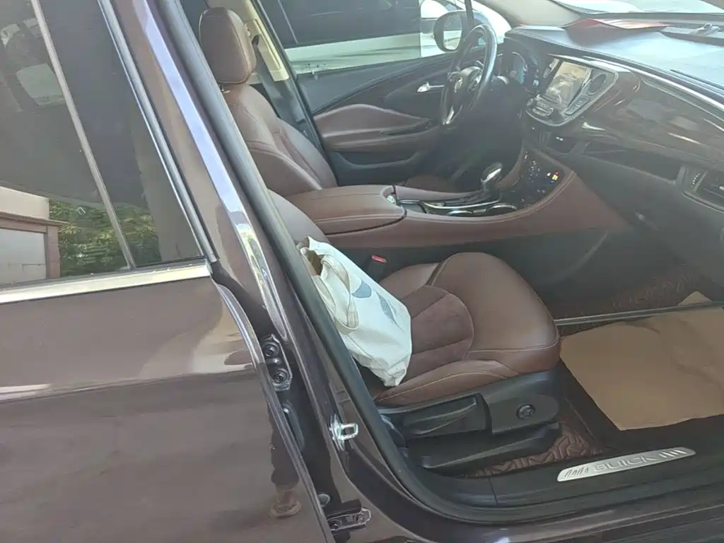 Buick Envision Plus — миниатюра 25