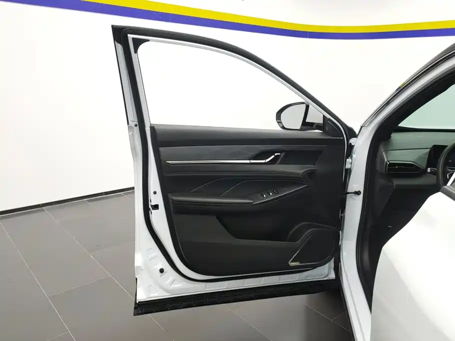 Dongfeng L7 2025 430