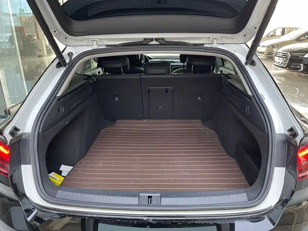 Volkswagen CC — миниатюра 21