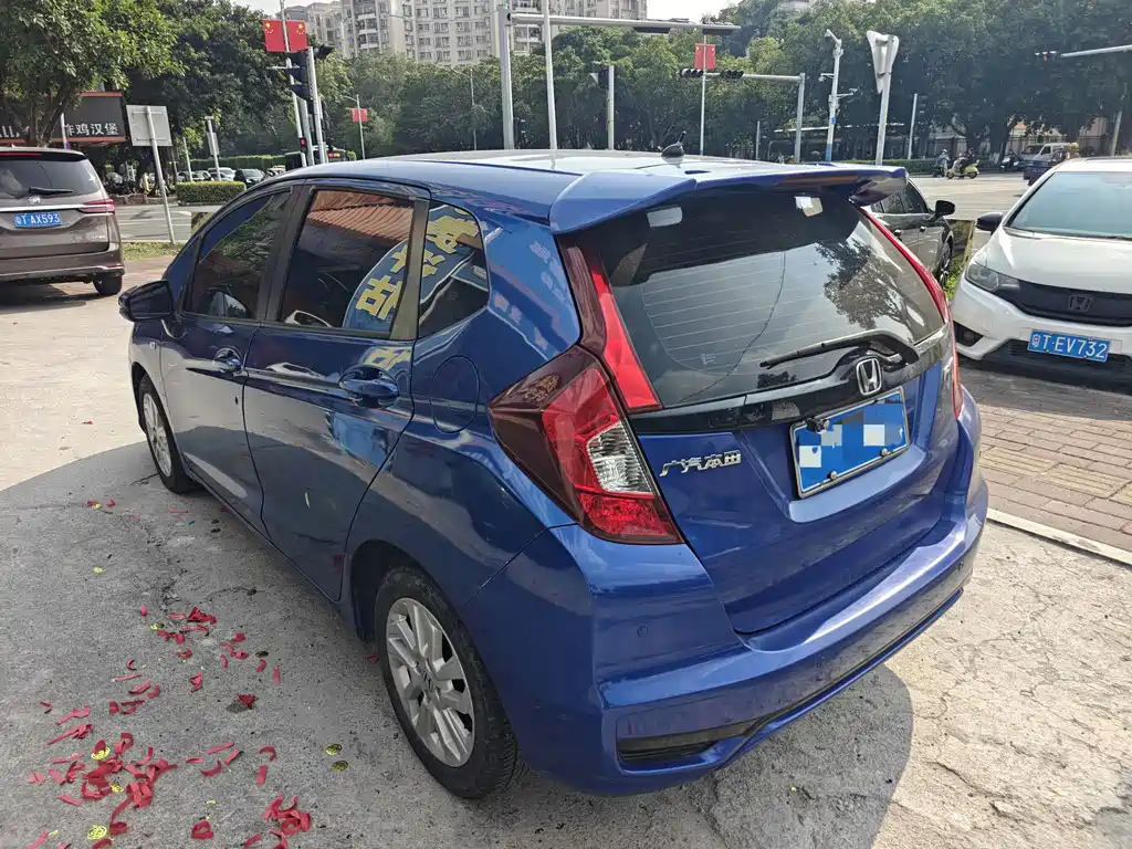 Honda Fit — миниатюра 5