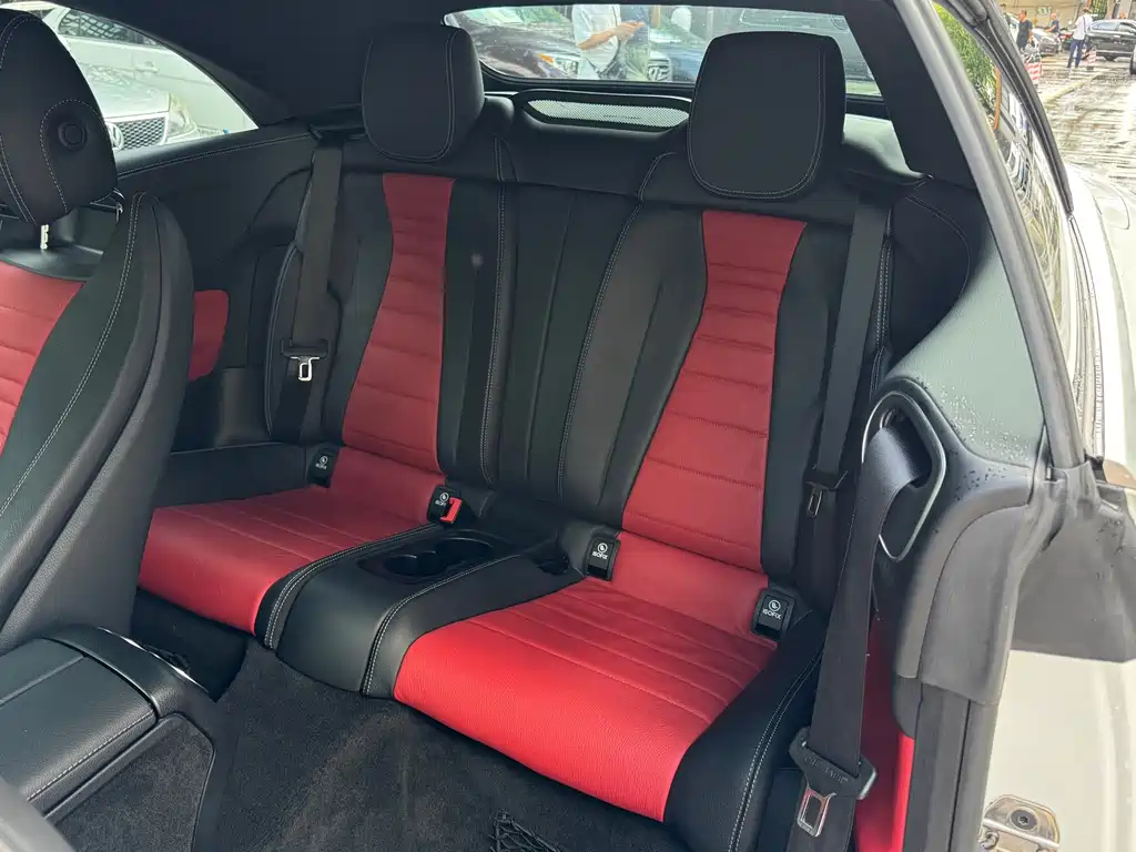Mercedes-Benz E-Class (Import) — миниатюра 7