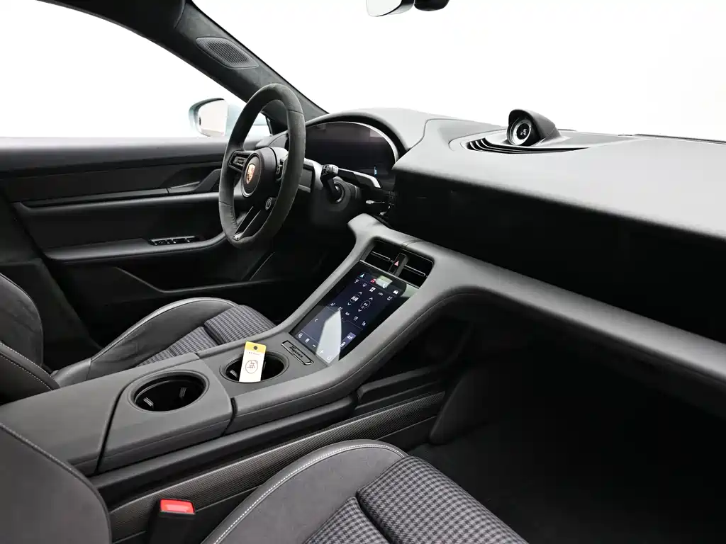 Porsche Taycan 2026 Taycan 4S Cross Turismo