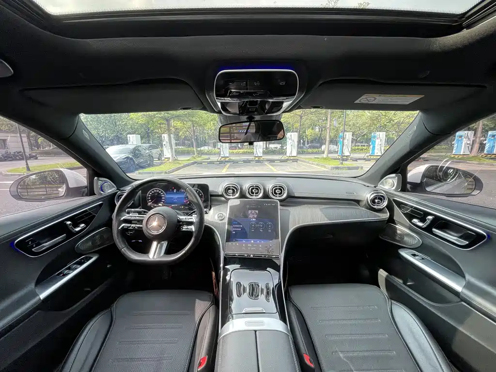 Mercedes-Benz C-Class — миниатюра 10