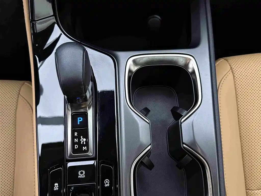 Lexus NX — миниатюра 13