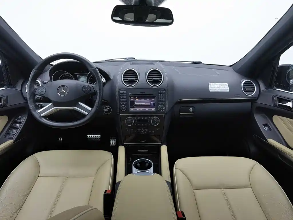 Mercedes-Benz M-Class — миниатюра 5