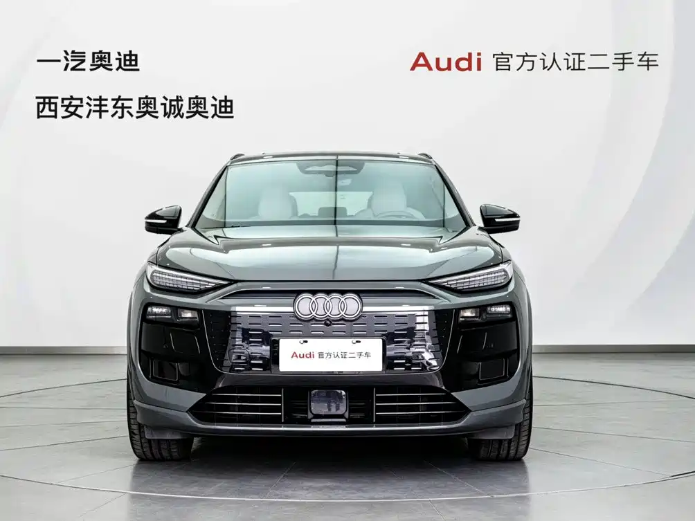 Audi Q6L e-tron — миниатюра 2