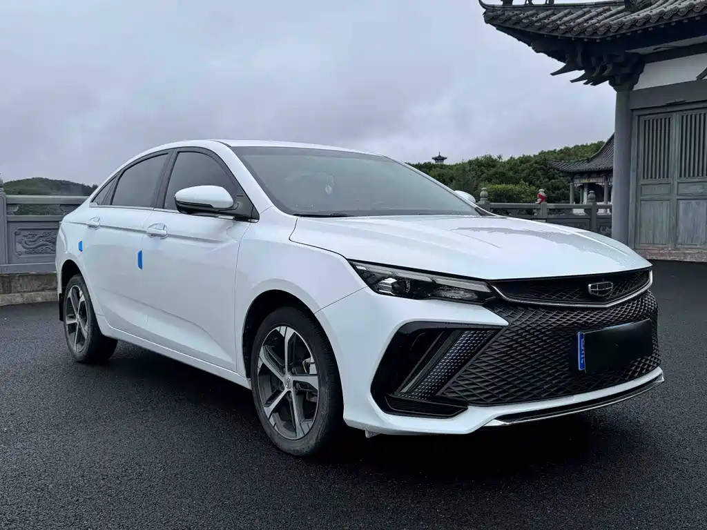 Geely Emgrand L — миниатюра 3