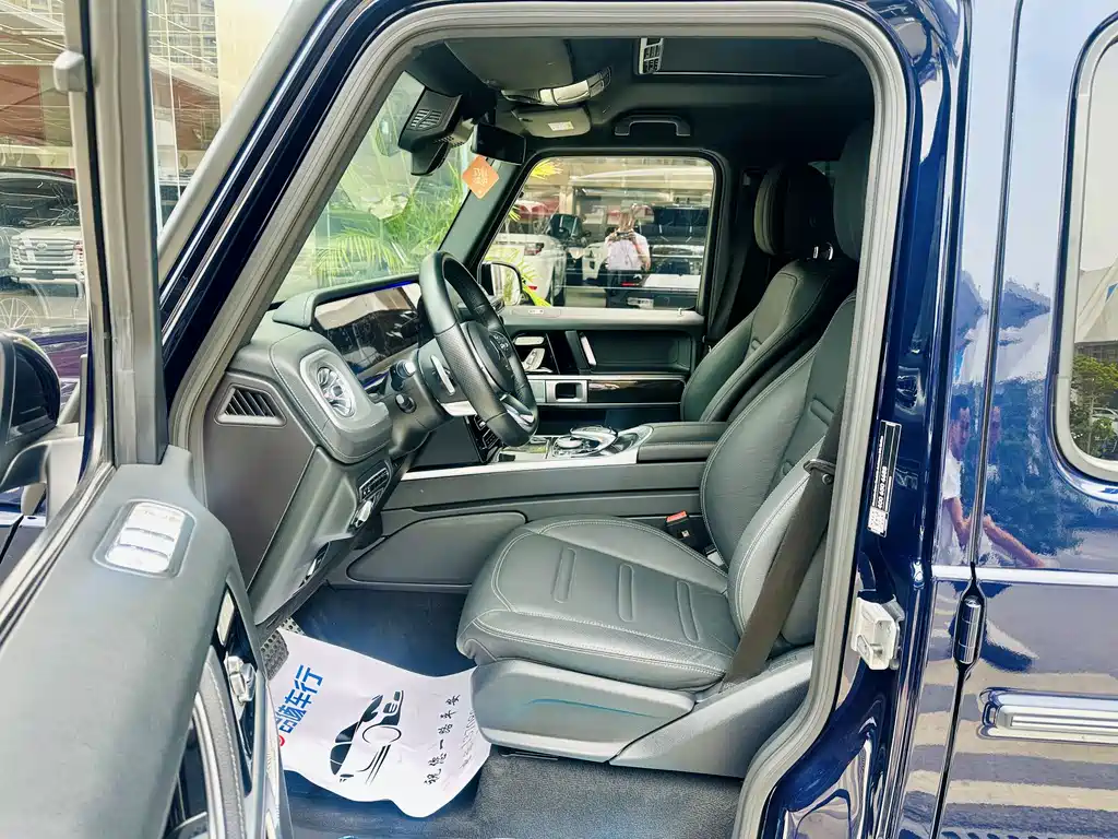 Mercedes-Benz G-Class — миниатюра 11