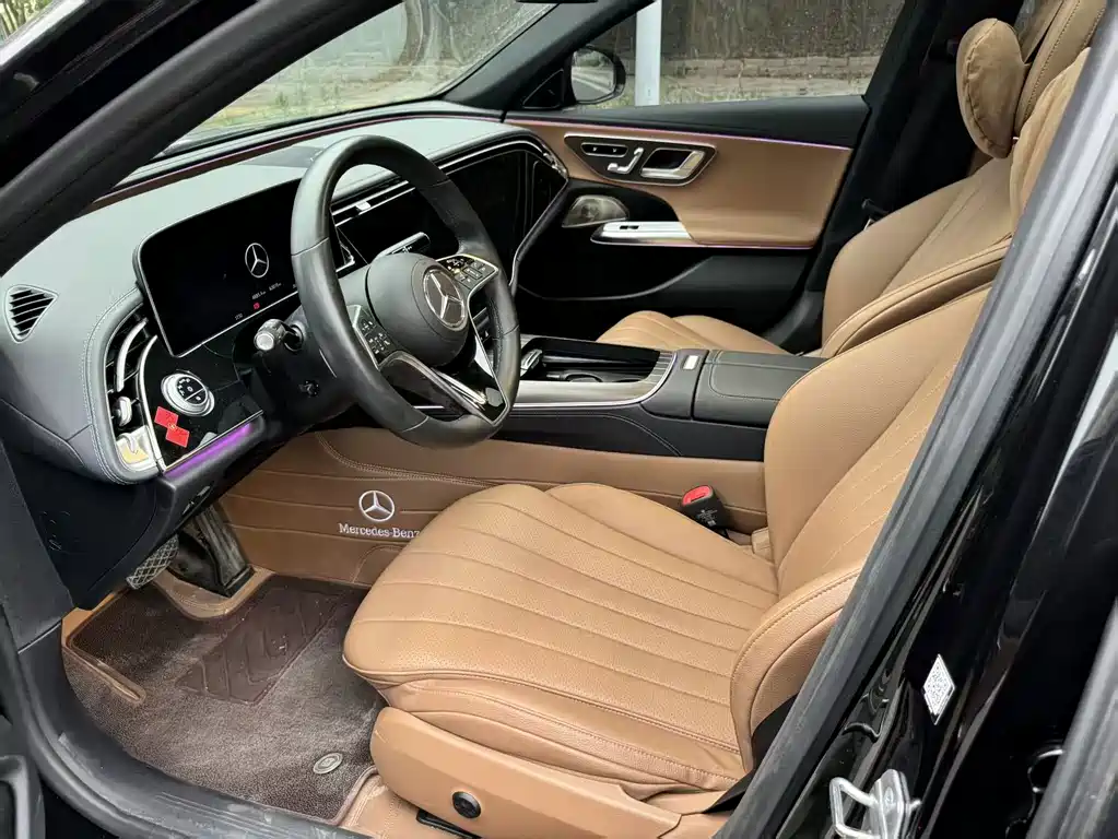 Mercedes-Benz E-Class — миниатюра 5