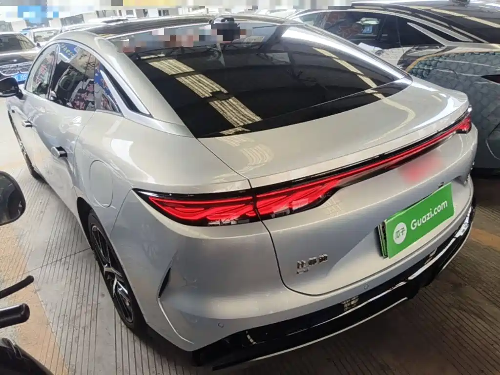 BYD Han L — миниатюра 23