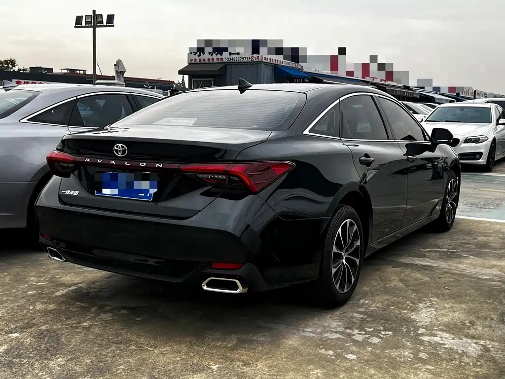 Toyota Avalon — миниатюра 13