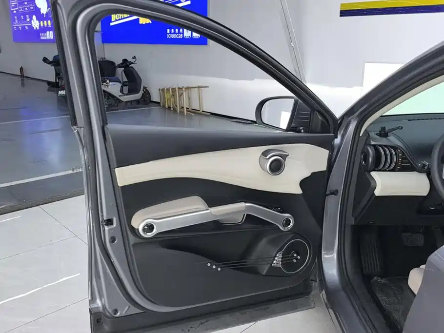BYD Yuan Plus — миниатюра 7
