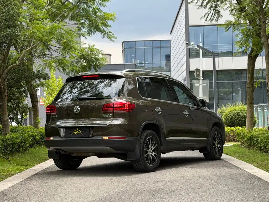 Volkswagen Tiguan — миниатюра 5