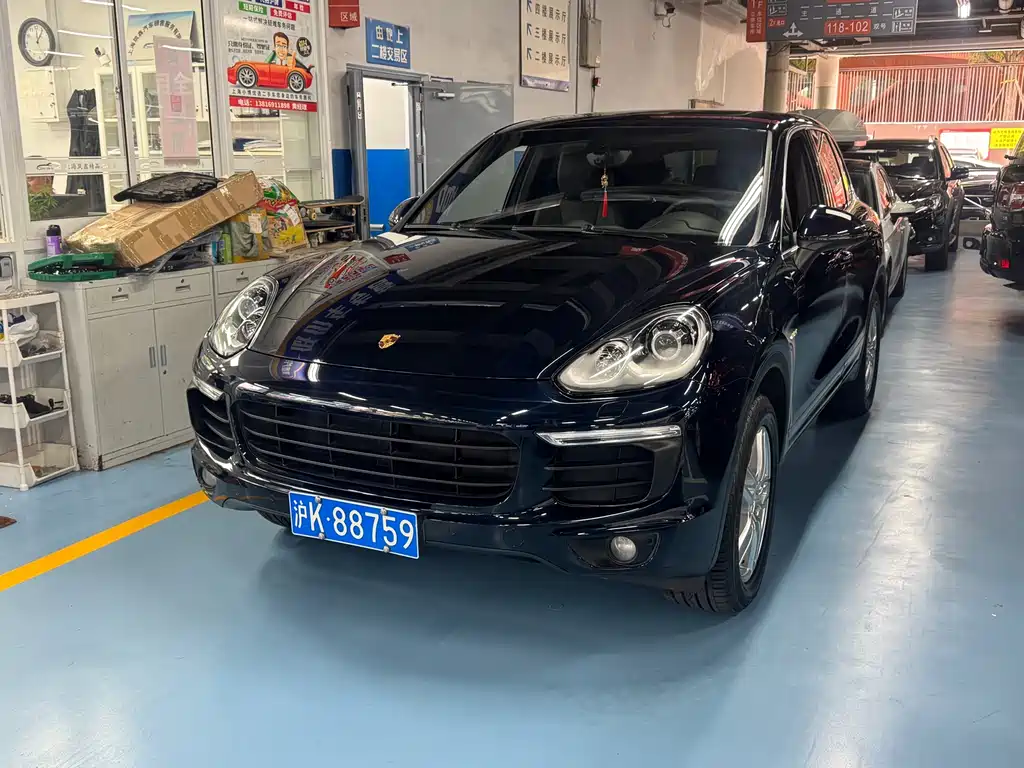 Porsche Cayenne Hybrid