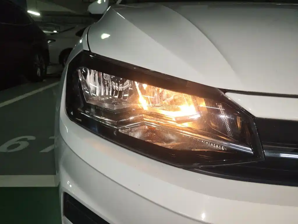 Volkswagen Polo — миниатюра 7