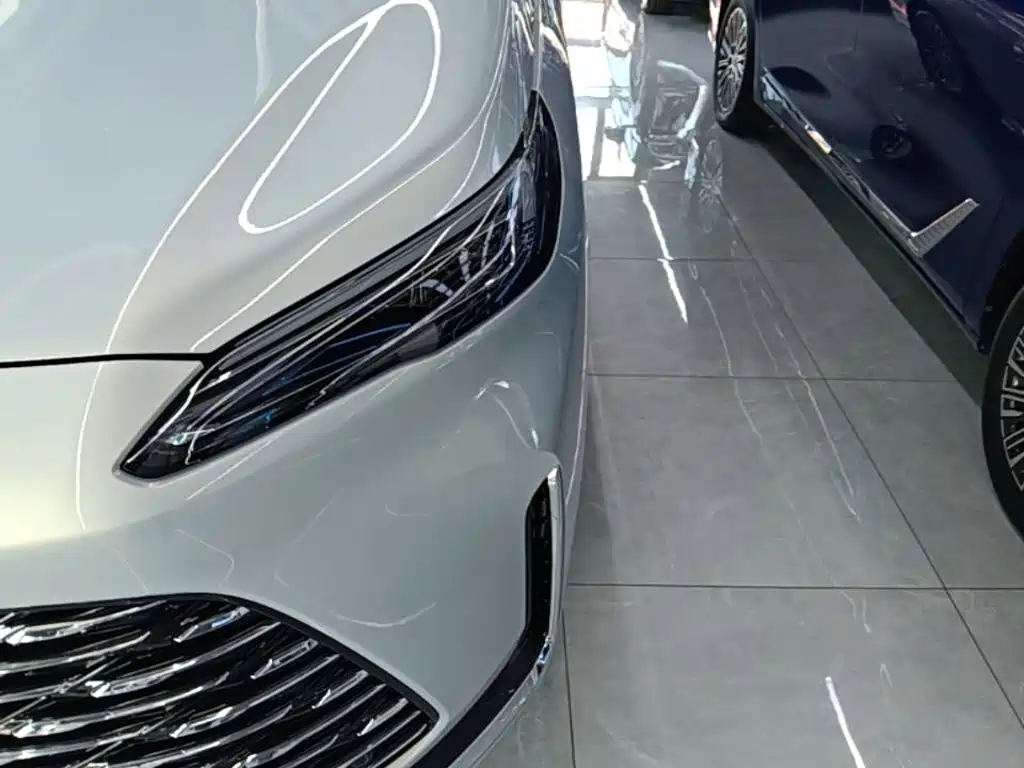 Buick GL8 Hybrid — миниатюра 24