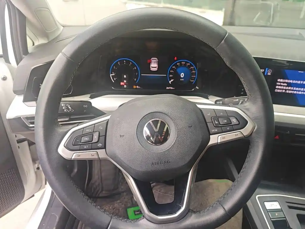 Volkswagen Golf — миниатюра 11
