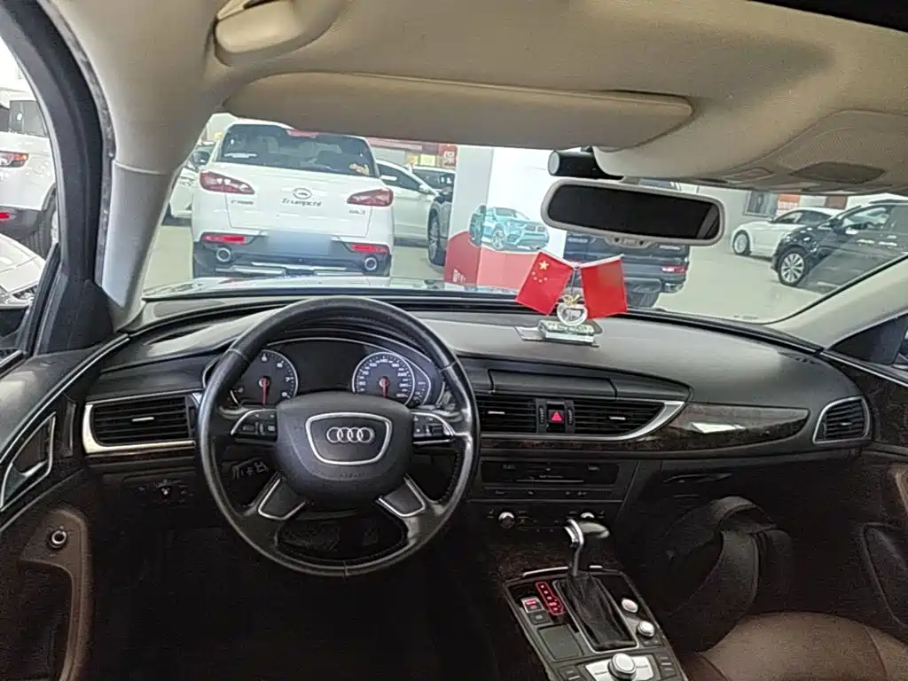 Audi A6L — миниатюра 10