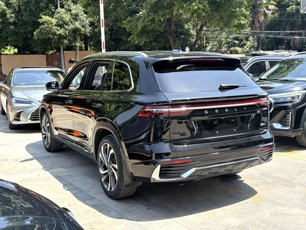 Geely Xingyue L — миниатюра 17