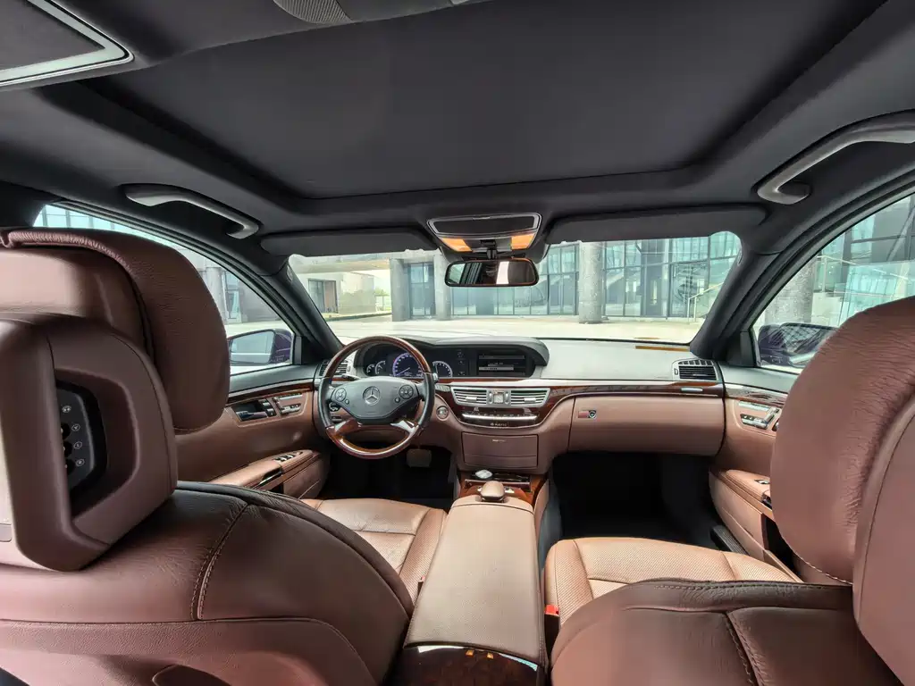 Mercedes-Benz S-Class — миниатюра 4