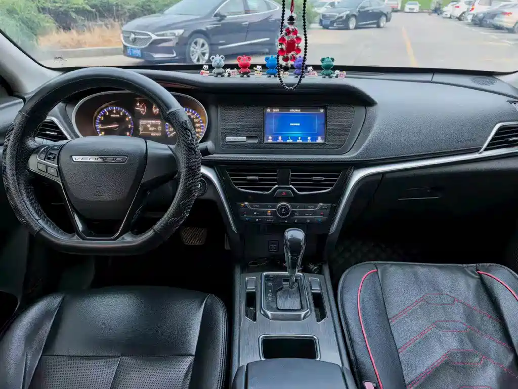 Venucia T90 — миниатюра 6