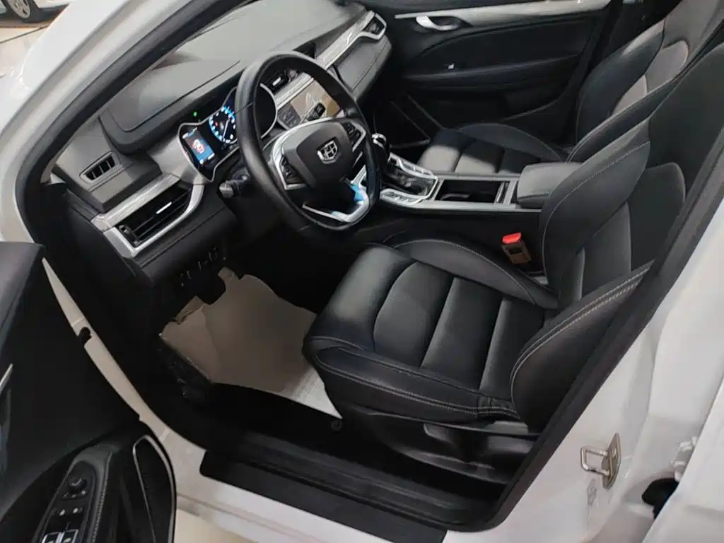 Geely Emgrand — миниатюра 15
