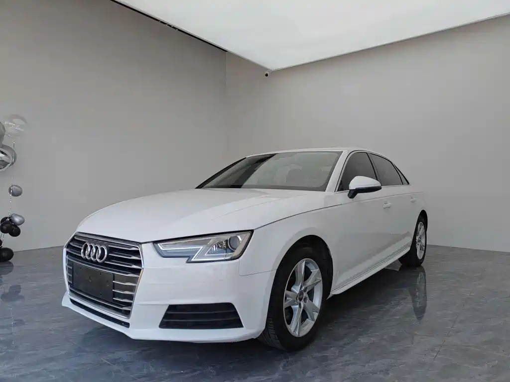 Audi A4L 2017