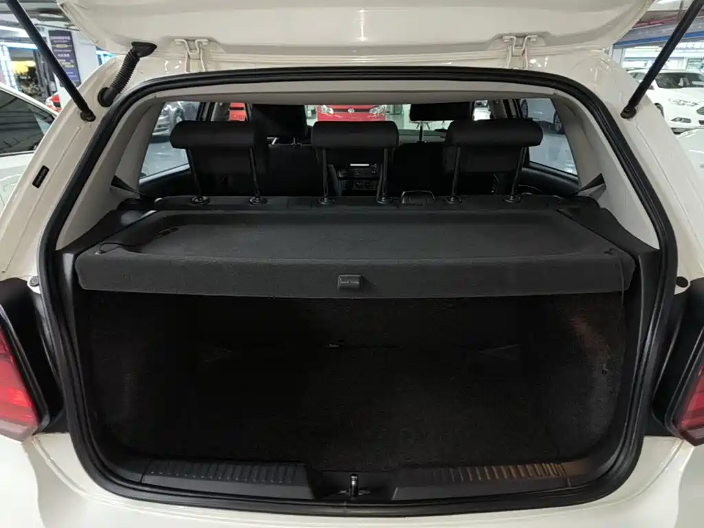 Volkswagen Polo — миниатюра 19