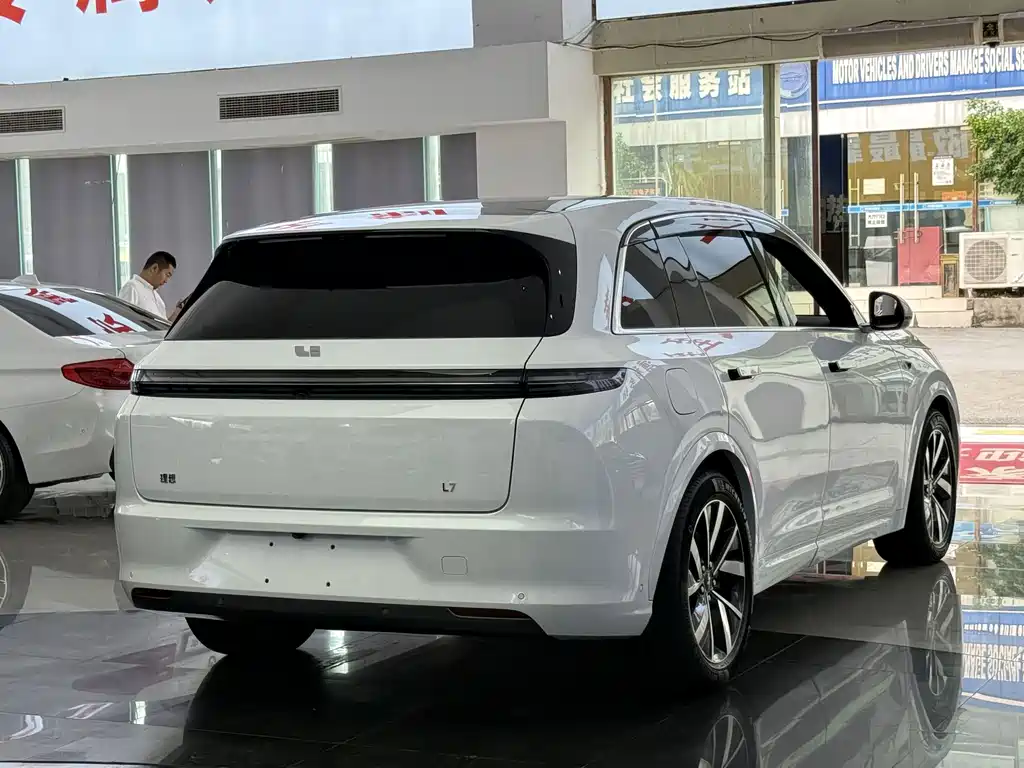 Li Auto Li L7 — миниатюра 16