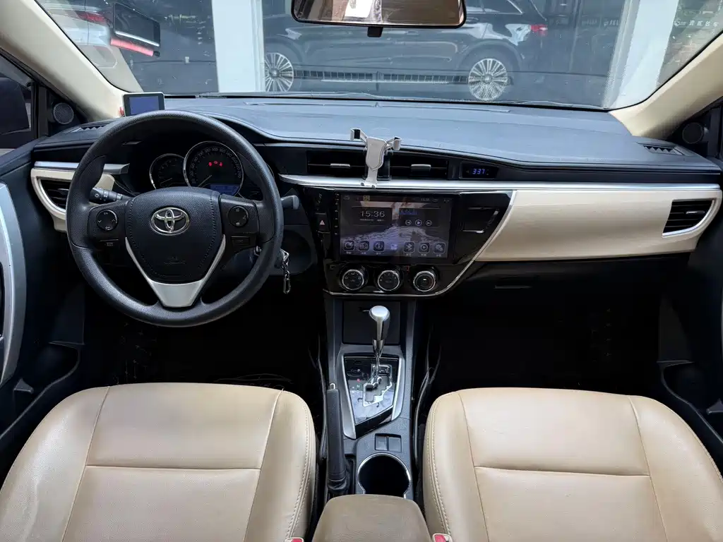 Toyota Corolla — миниатюра 8