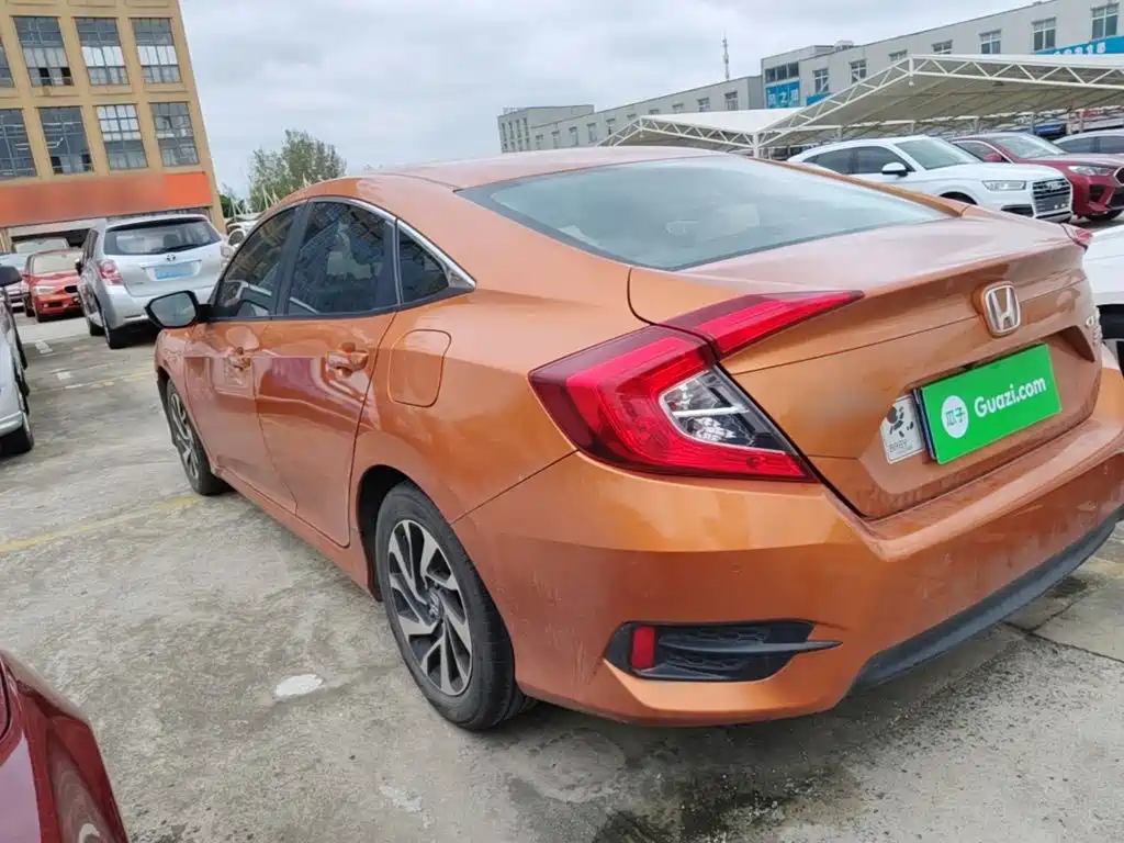 Honda Civic — миниатюра 5