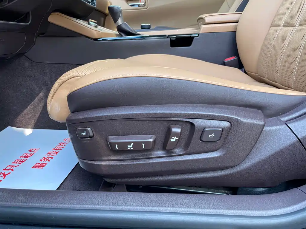 Lexus ES — миниатюра 13