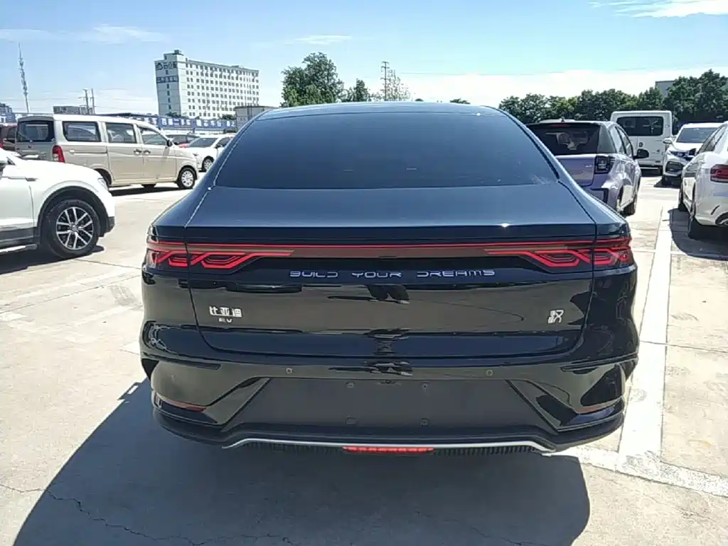 BYD Han — миниатюра 6
