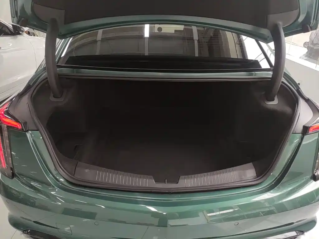 Cadillac CT5 — миниатюра 19