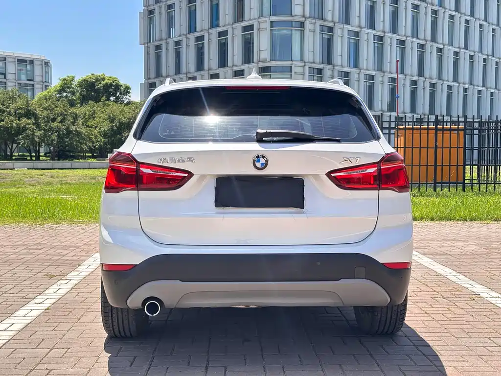 BMW X1 2016 sDrive18Li Fashion