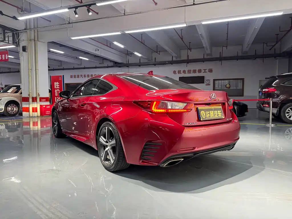 Lexus RC 2018 RC 300