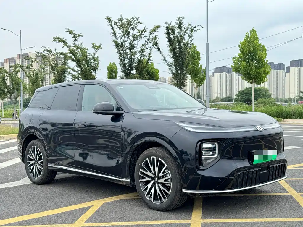 Changan Q07 2025 215 Flagship