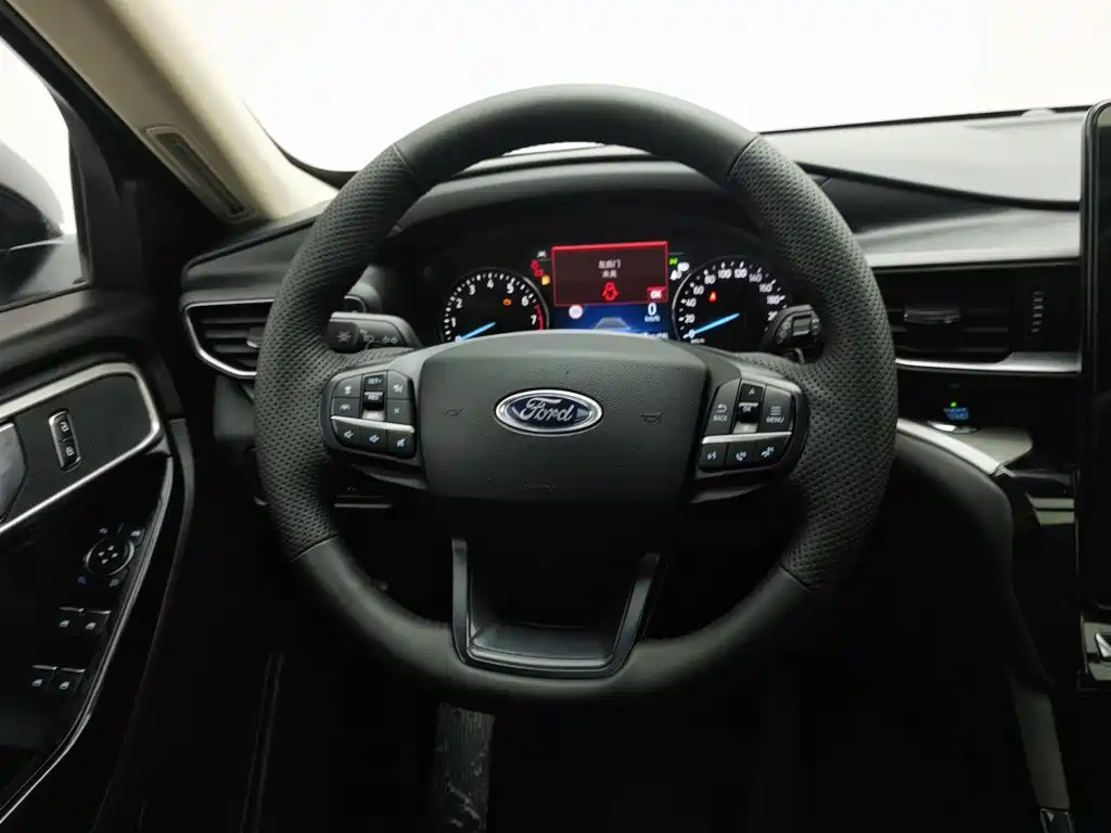Ford Explorer — миниатюра 11